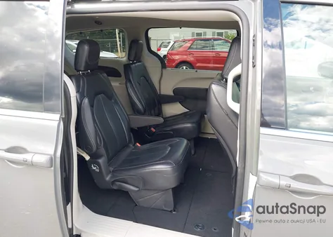 2022 Chrysler Pacifica Touring L z USA, uszkodzony, nr VIN 2C4RC1BG2NR109328